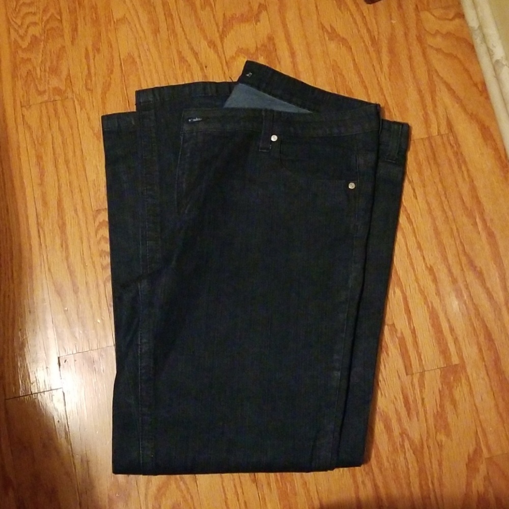 Jeans - Picture 3 of 3